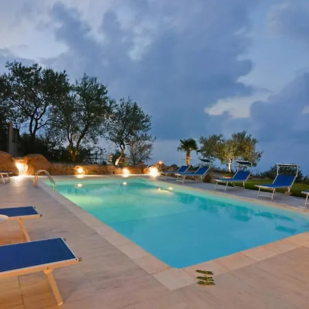 Villa Mazzaforno Sleeps 8 Pool Wifi *