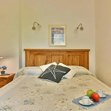 Villa Mazzaforno Sleeps 8 Pool Wifi *