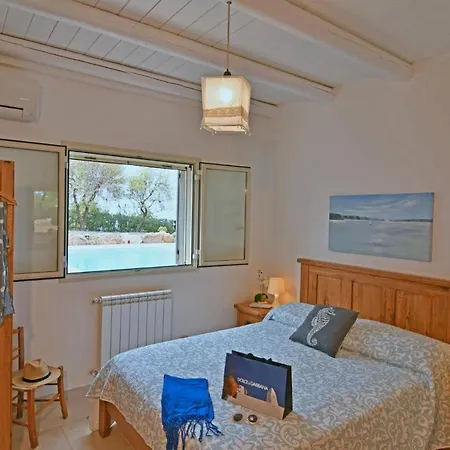 Villa Mazzaforno Sleeps 8 Pool Wifi *